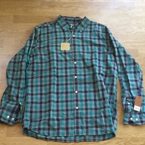 Sonoma L plaid shirt
